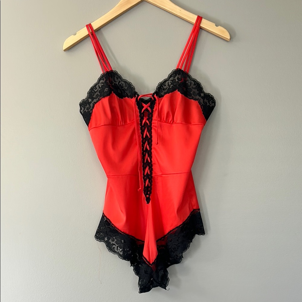Vintage Lace Teddy‎ Bodysuit Lace Up Chemise Red Black Size 8-10
